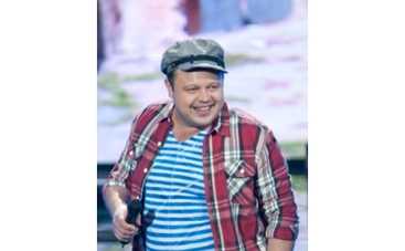 Евгений Никишин сдает бутылки