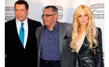 Линдсей Лохан стала дочкой Джона Траволты