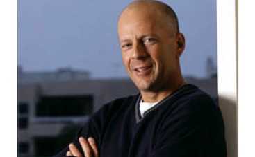 Брюс Уиллис продает квартиру