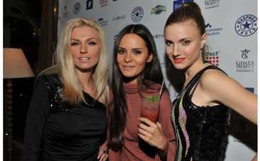 Солистке "Фабрики" повредили авто