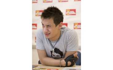 Стас Шуринс подписал липовый контракт