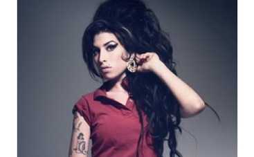 Эми Уайнхаус сроднилась с плитой