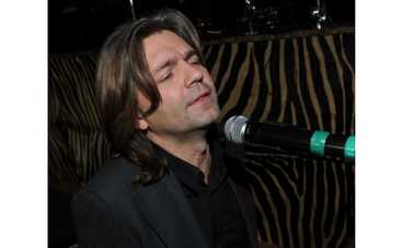 Маликов ищет постоянных спутников