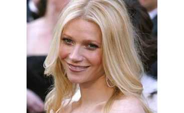 Пэлтроу послала свою бабулю