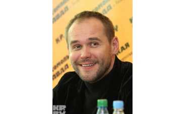 Максим Аверин попал в больницу