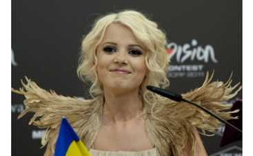 "Евровидение-2011": Мика Ньютон успокаивается шнапсом