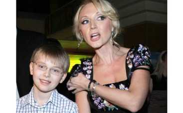 Сын Орбакайте побывал на карнавале