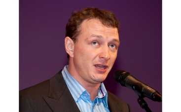 Мама Башарова пытается спасти сына