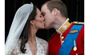 Уильям и Кейт показали своих детей ФОТО