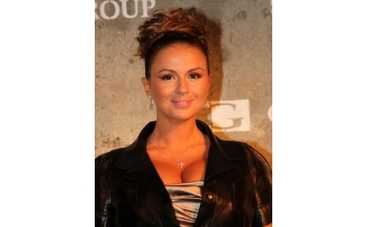 Анна Семенович сделала талию ФОТО