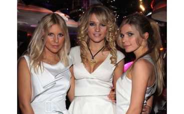 В Reflex взяли новую солистку ФОТО