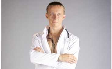 У доктора Быкова новый интерн