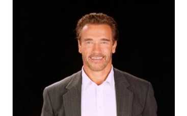 Любовница Шварценеггера увеличила грудь