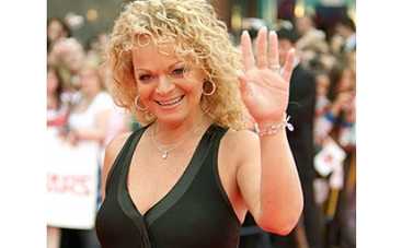 Долина запретила дочке общаться со своим отцом