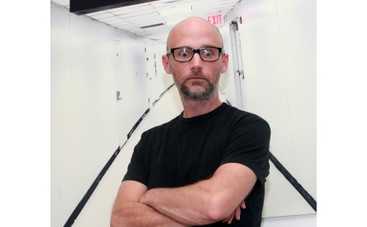 Moby уступил сцену
