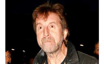 Собака Ярмольника покусала девочку