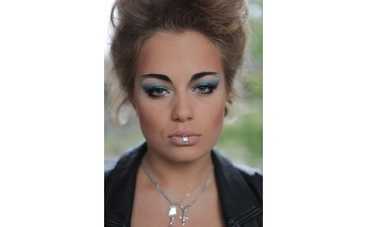 Яна Соломко увлеклась таблетками