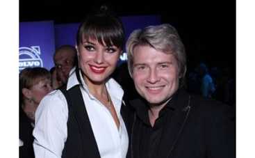 Басков окольцевал Оксану Федорову