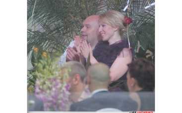 Лазарев женился