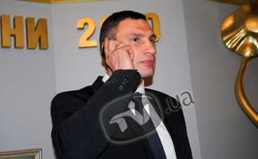 Виталий Кличко начинает промоушин боя с Томашем Адамеком