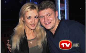 Алексей Кузнецов продолжает тратить выигрыш