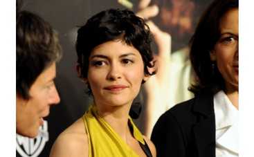 Одри Тоту меняет кино на море