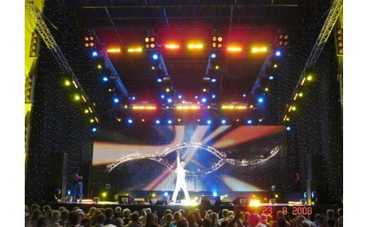 Первый национальный покажет «Песни моря»