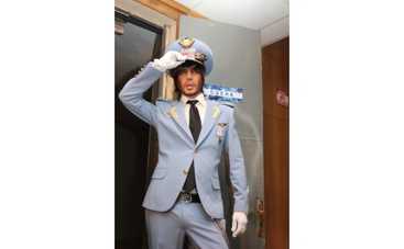 Сергей Зверев разделся. Фото