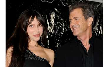 Оксана Григорьева снова атакует Мэла Гибсона