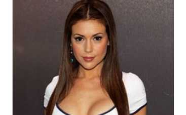 Алисса Милано стала мамой