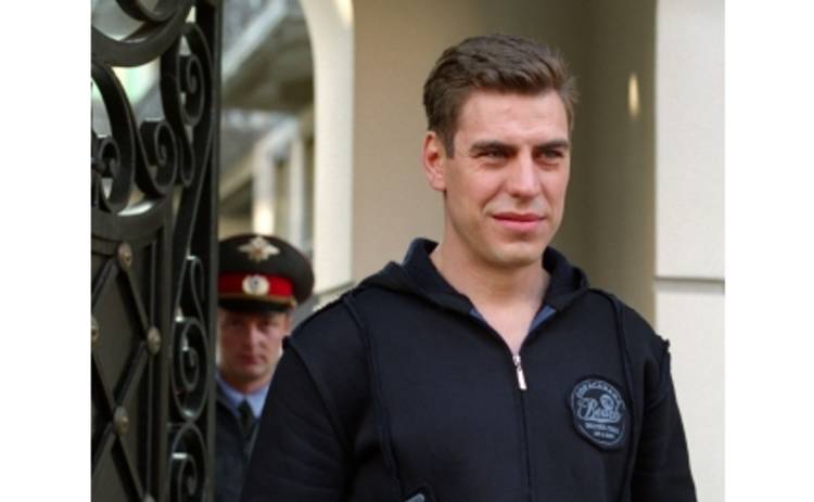 Дмитрий Дюжев очутился под землей