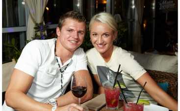 Ольга Бузова окольцует Тарасова