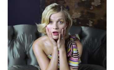 Риз Уизерспун попала под автомобиль