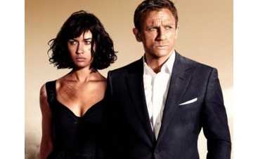 Девушка Бонда боялась признаться, что она украинка