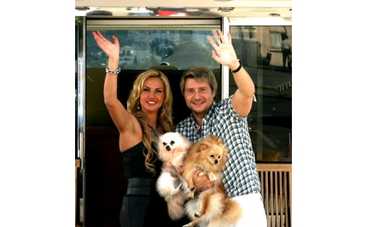 Друзья подарили Николаю Баскову квартиру