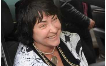 Лолита рассказала, как ей делали пластическую операцию