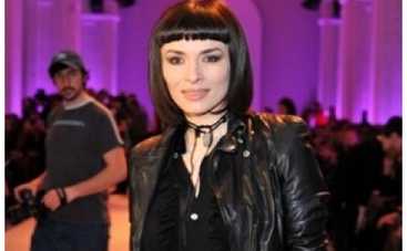 СМИ: Стало известно имя отца будущего ребенка Мейхер