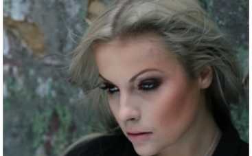 Экс-фабрикантка Маша Гойя устроила разборки с милицией