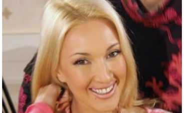 Лера Кудрявцева посмеялась над Андреем Малаховым