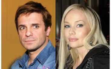 Женатый Астахов возит своей любовнице Кориковой пачки денег