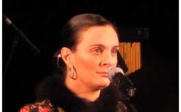 Папарацци сняли Елену Ваенгу без макияжа