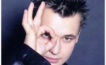 Сергей Жуков выложил в Сеть интимные снимки жены