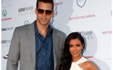 Ким Кардашян и Крис Хамфрис не могут поделить кольцо