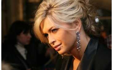 СМИ: Вера Брежнева собралась рожать третьего ребенка