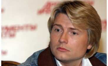 Николай Басков в шоке от блондина-конкурента