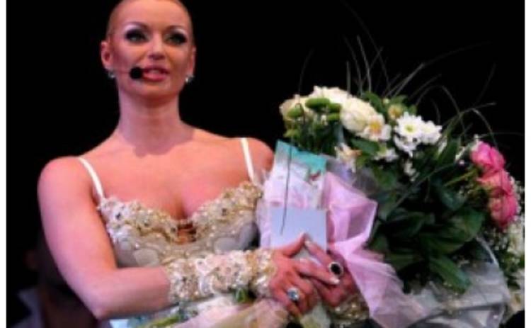 Звезда балета Волочкова показала Донецку свои возможности