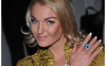 СМИ: Волочкова откроет школу балета в Днепропетровске