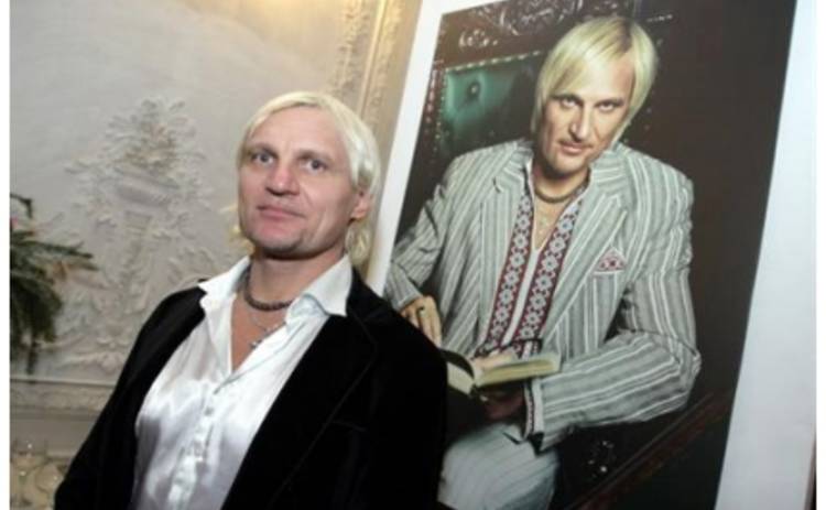 Олег Скрипка склеивал шнуры жевательной резинкой