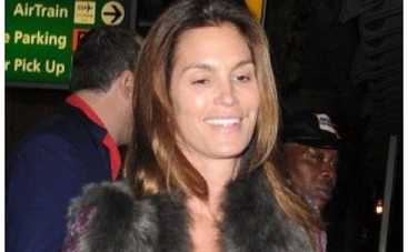 45-летняя Синди Кроуфорд показалась без макияжа