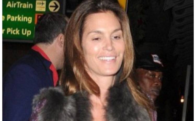 45-летняя Синди Кроуфорд показалась без макияжа